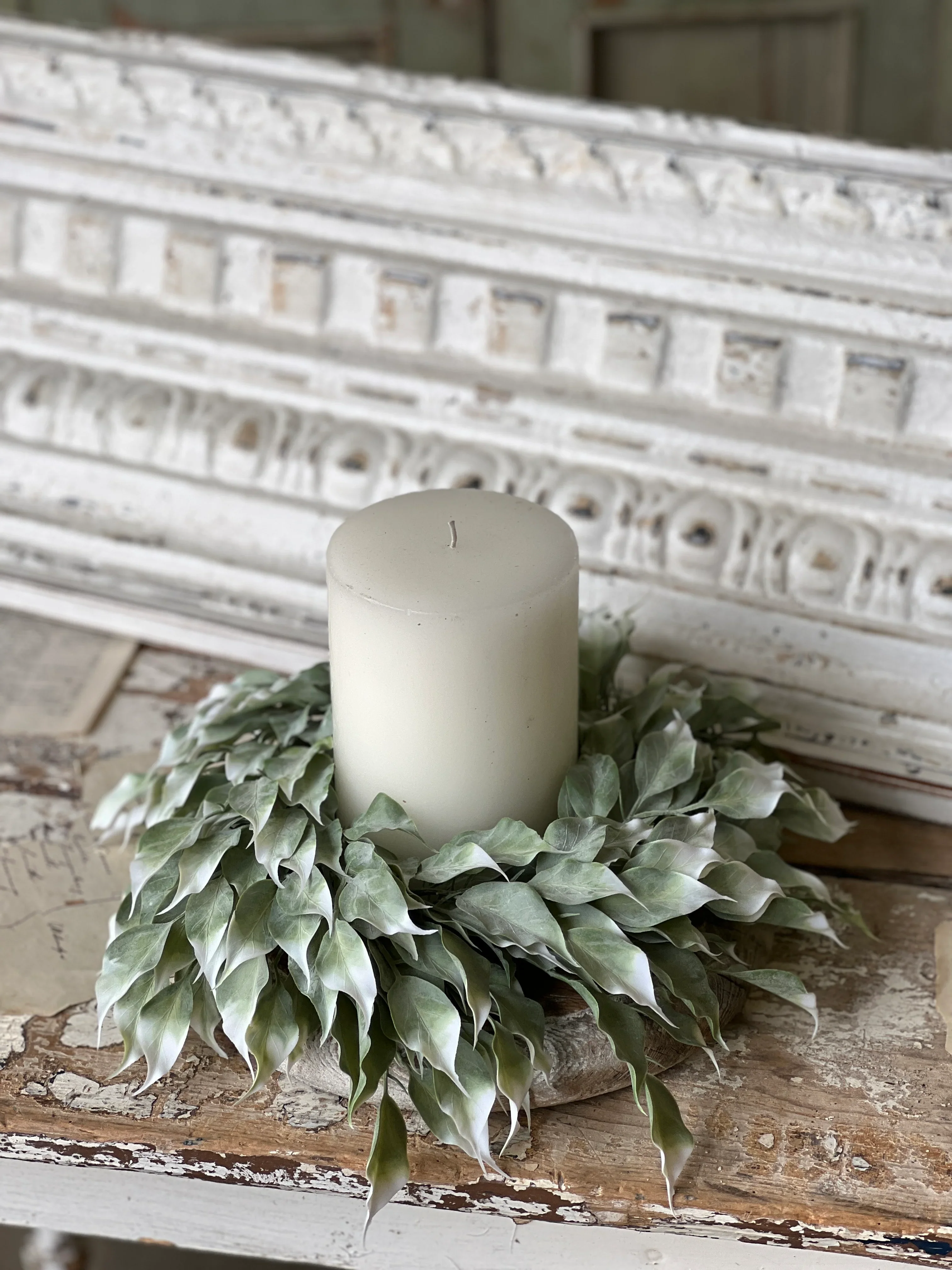 11" Gallivanting Greens Candle Ring - Image 5