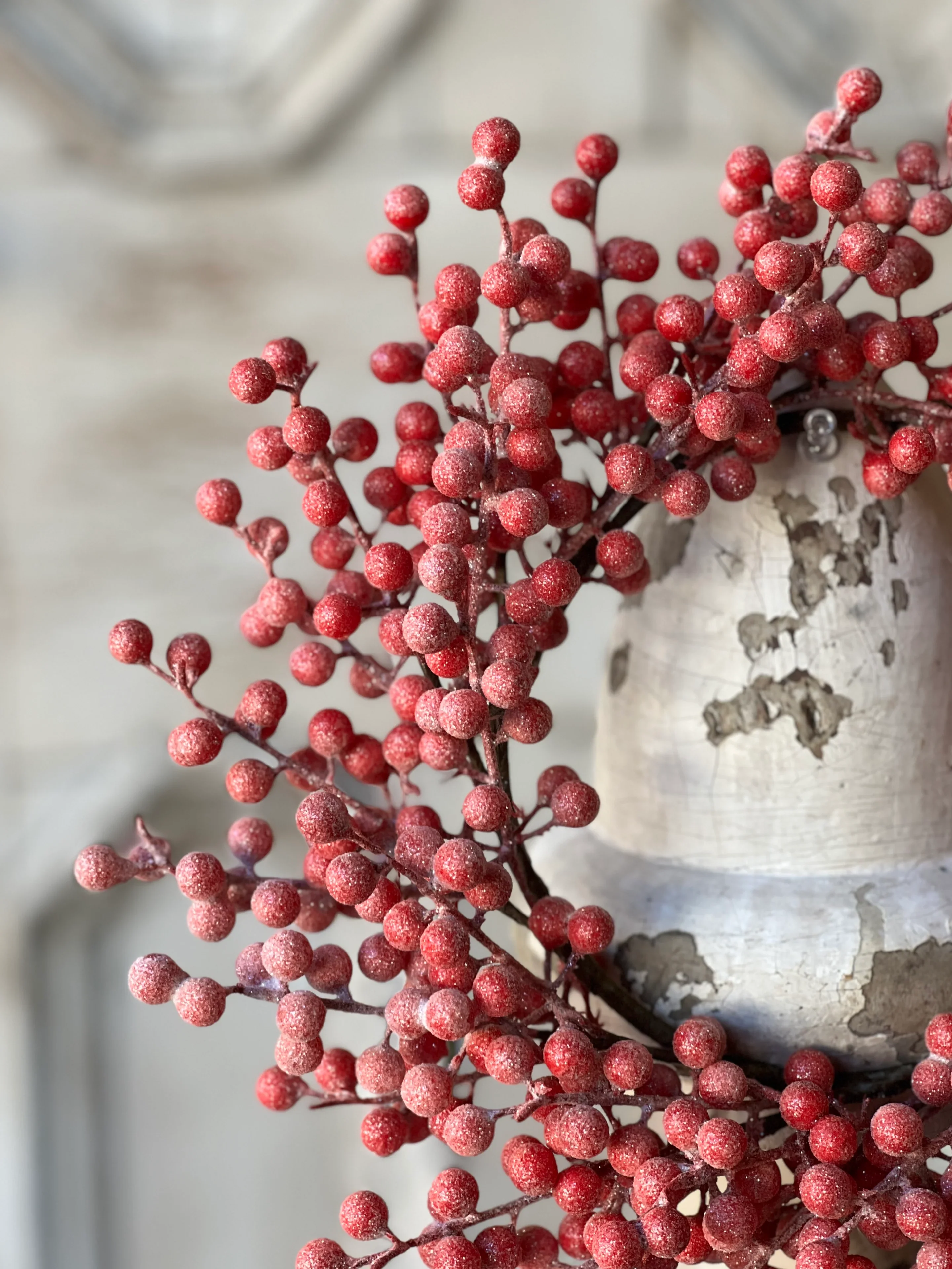 12" Frosted Fizzy Berry Candle Ring Wreath with 6" Inner - Image 3