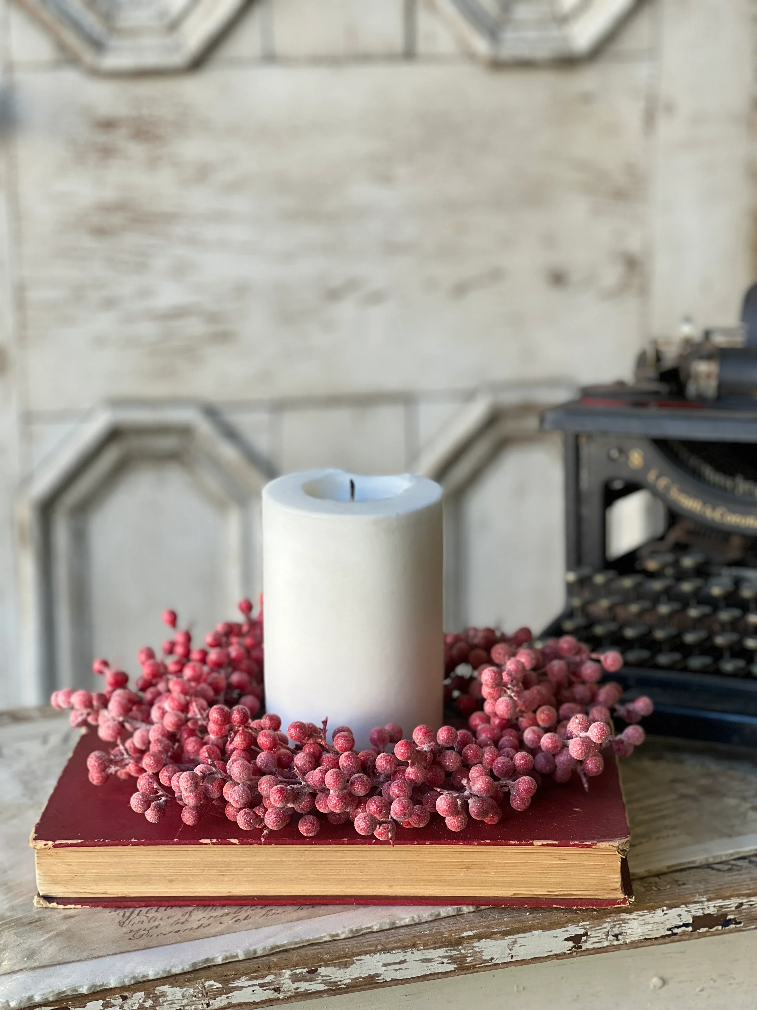 12" Frosted Fizzy Berry Candle Ring Wreath with 6" Inner - Image 4