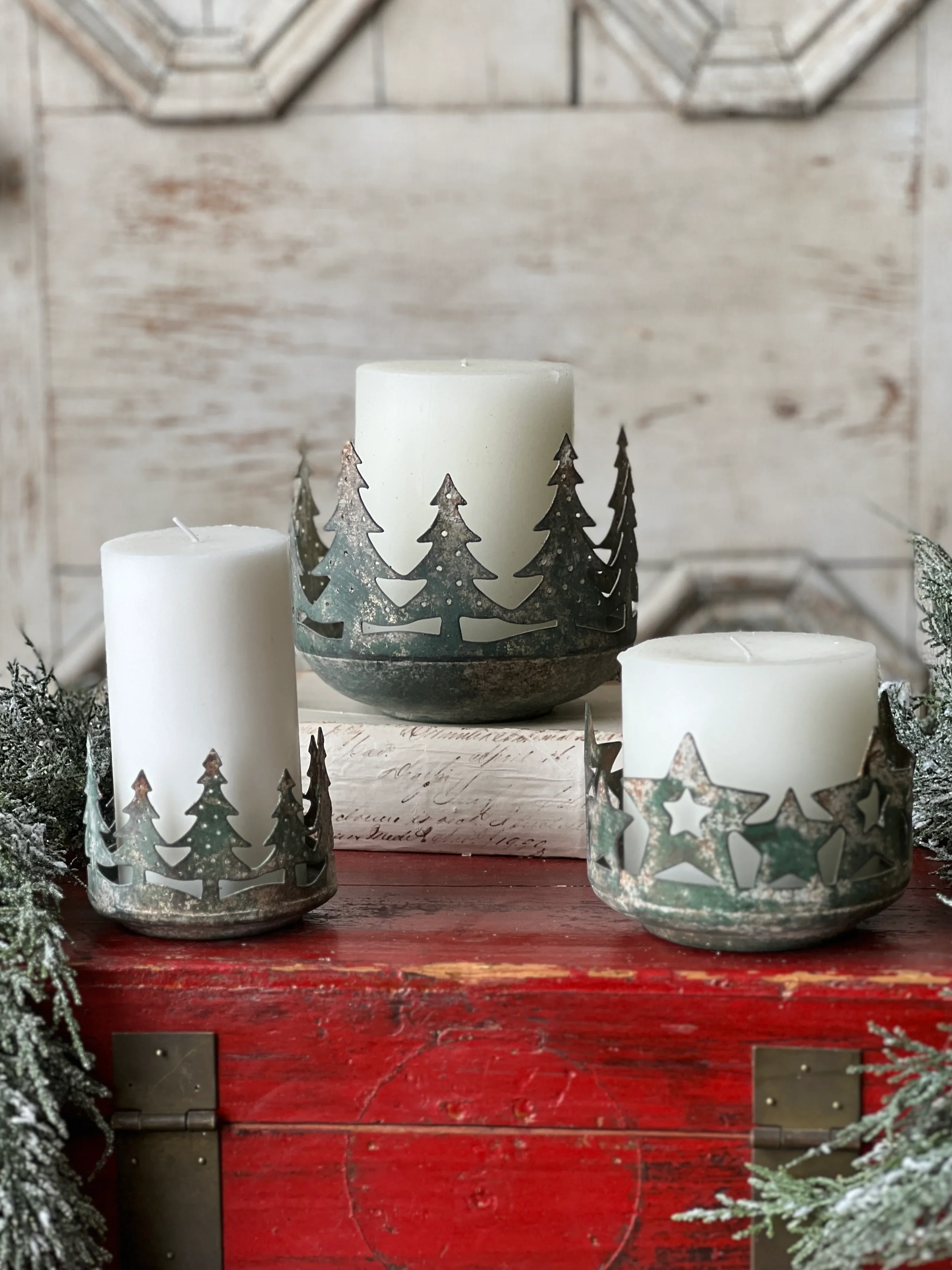 Set of 3 Wonderland Candle Holders - Image 5